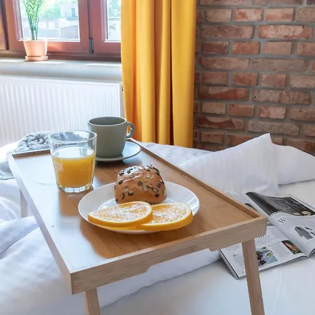 Retro Point Jezyce No2 דירה *