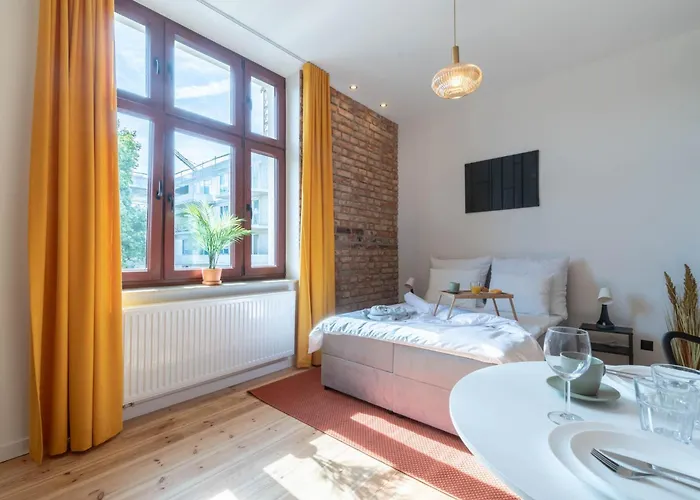 Апартаменти Retro Point Jezyce No2 *