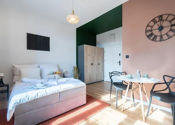 Апартаменти Retro Point Jezyce No2 *