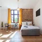 Apartmán Retro Point Jezyce No2 *